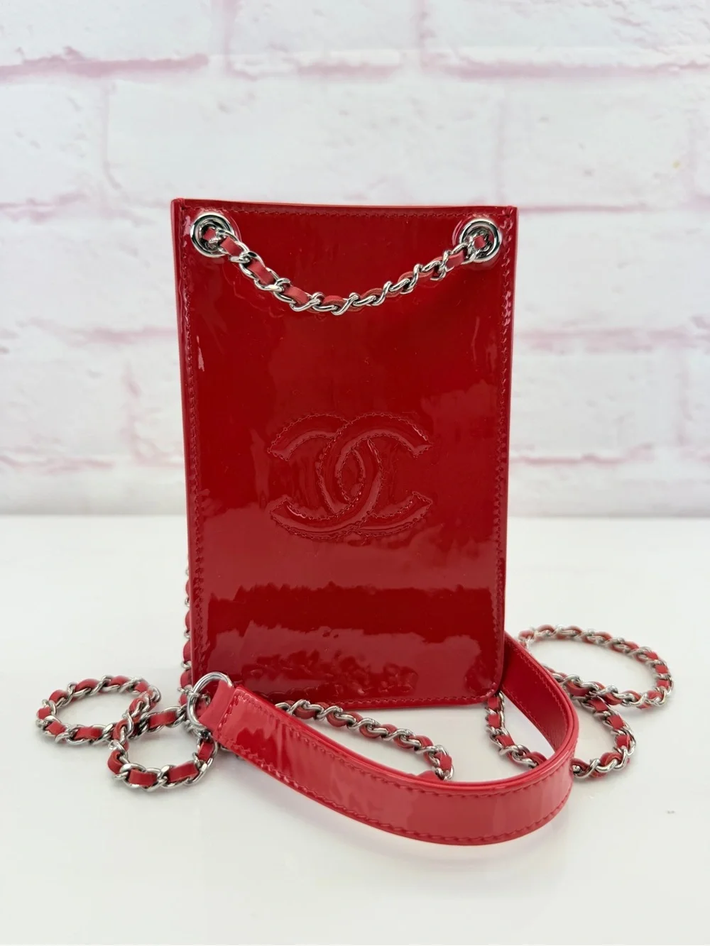 CHANEL Red Patent Leather Chain Phone Bag